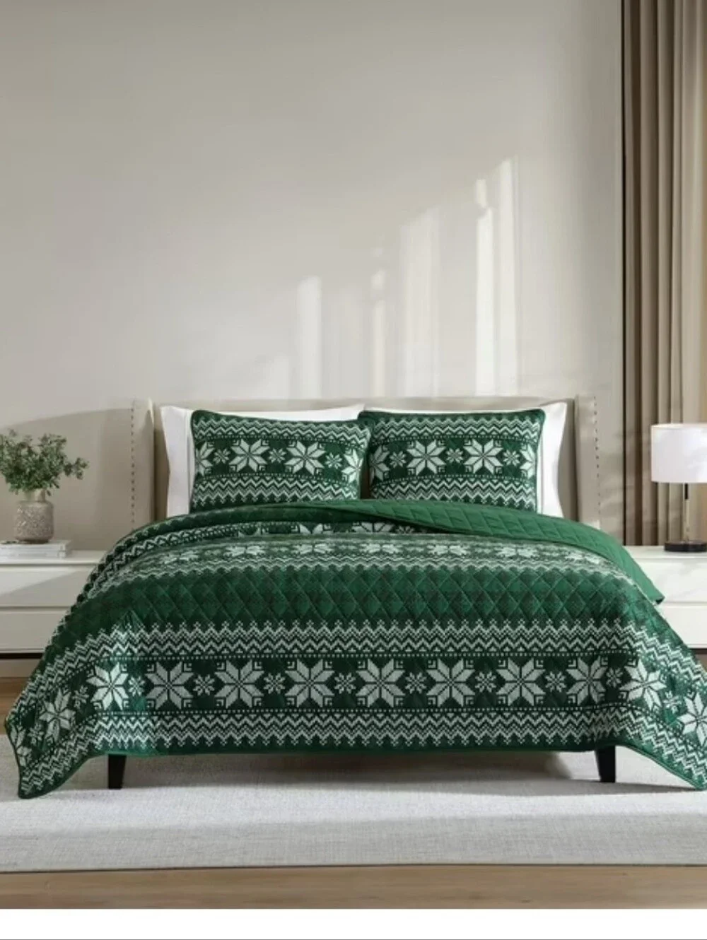 NWT Lenox Quilt & Sham Set (Green)